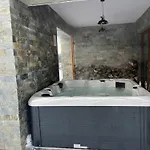 Gorska W Gorach Bystrzyckich Holiday home Niemojow